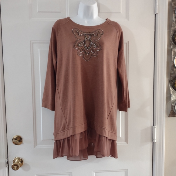 Logo Lavish Dress. Size L. NWOT - Picture 1 of 10